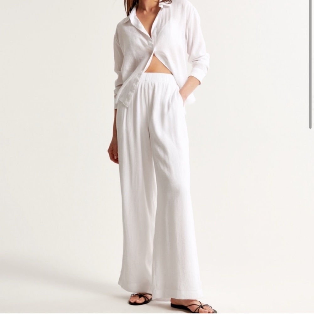 Abercrombie Crinkle Textured Pull-On Pant
